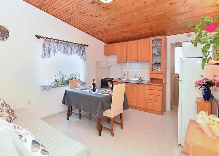 Pina 2018 Apartment *